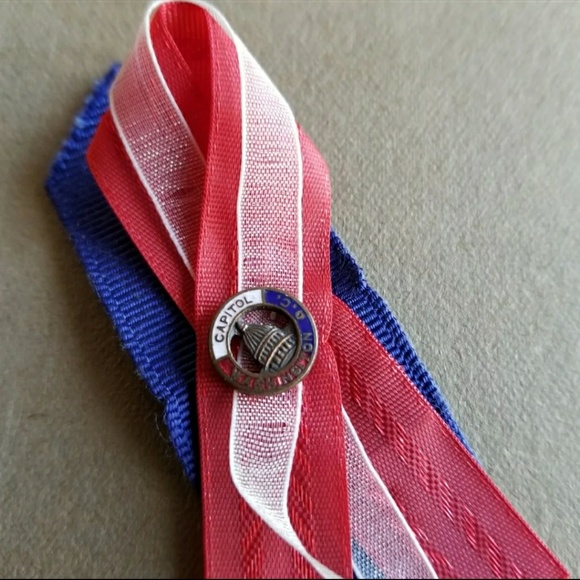 Vintage Washington DC ribbon button stud - Picture 4 of 8